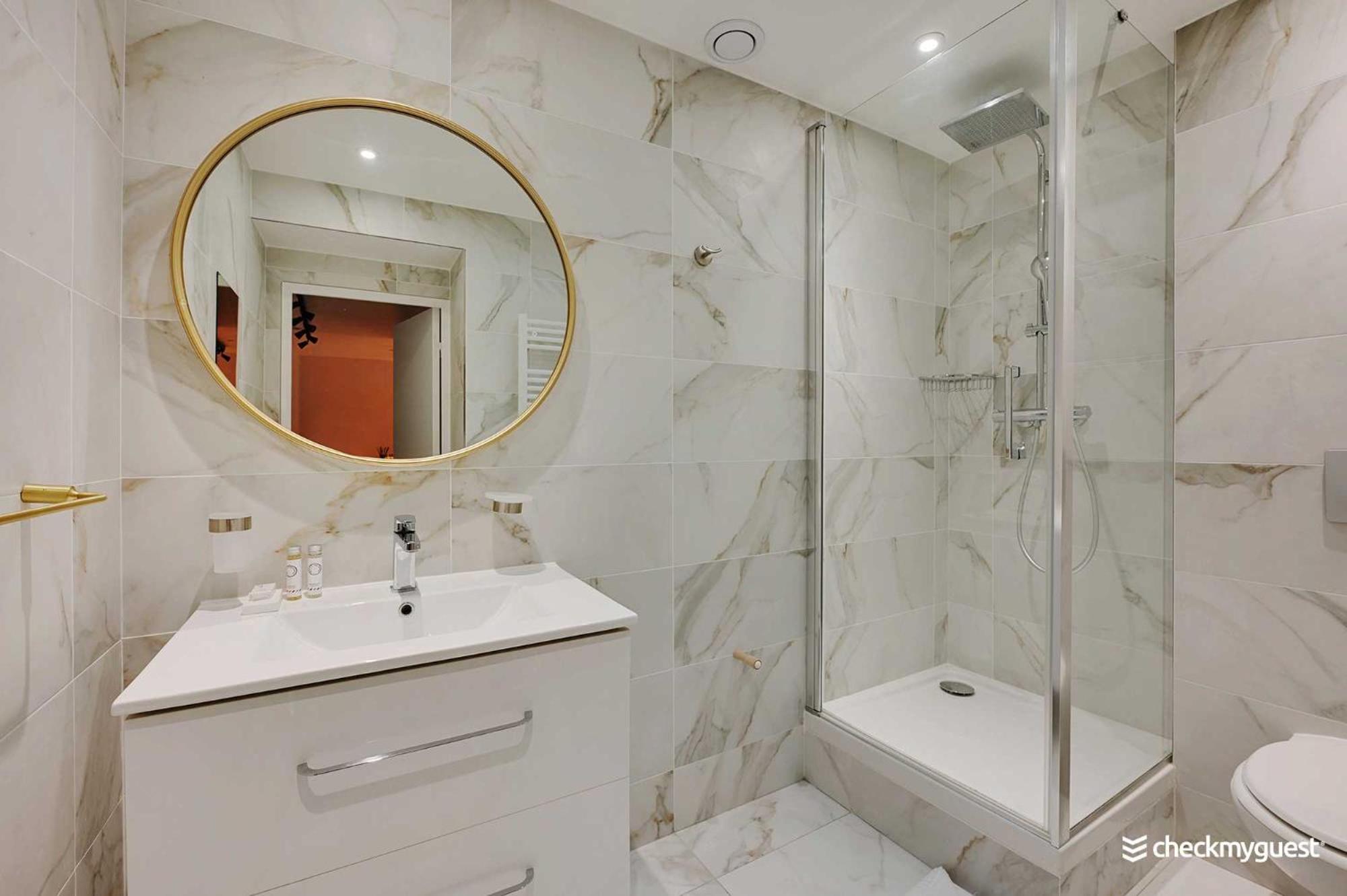 Intimate Apartment With Air Conditioner & Jacuzzi 2Br 6P Montmartre Париж Екстер'єр фото