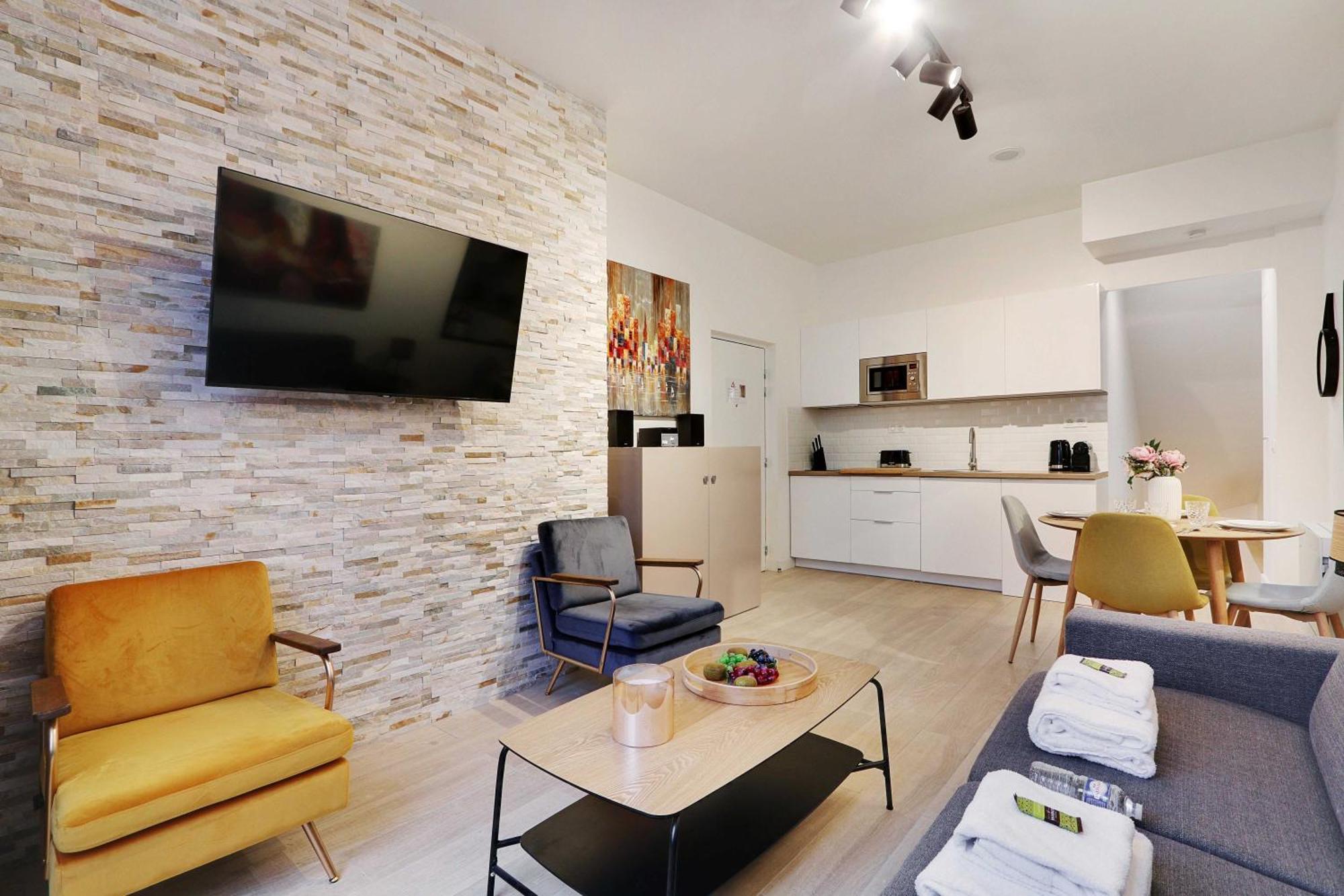Intimate Apartment With Air Conditioner & Jacuzzi 2Br 6P Montmartre Париж Екстер'єр фото