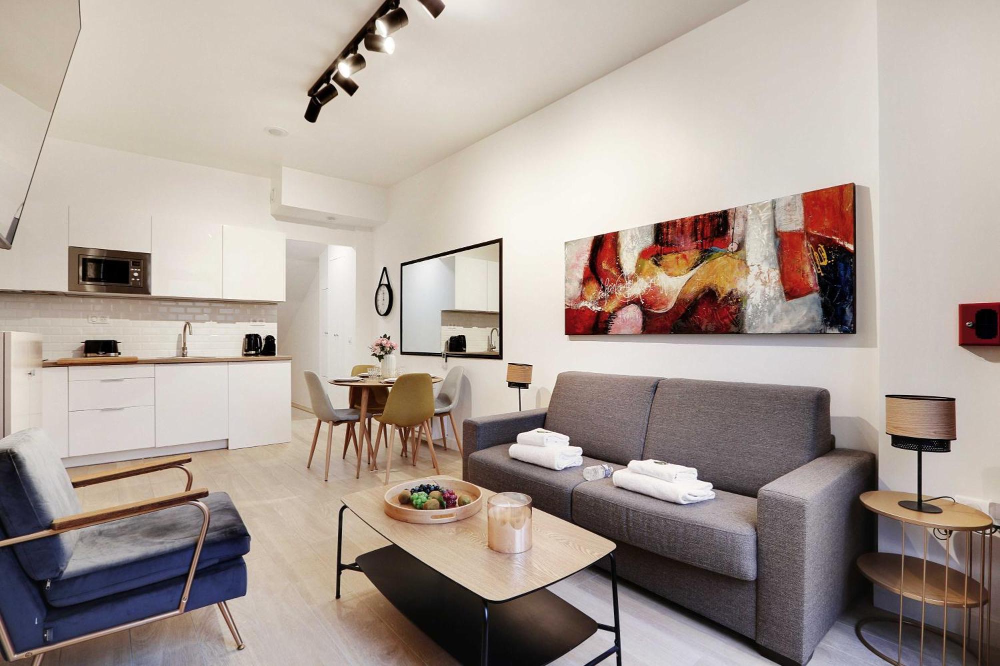 Intimate Apartment With Air Conditioner & Jacuzzi 2Br 6P Montmartre Париж Екстер'єр фото